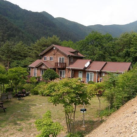 Fairy Tale Pension Pchjongčchang Exteriér fotografie